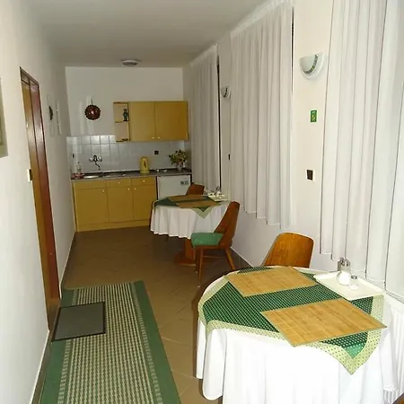 Austria 3*