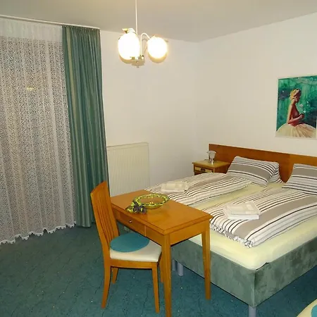Bed & Breakfast Austria 3*